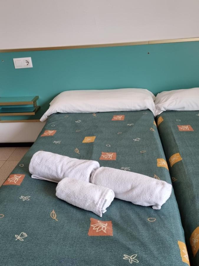 Apartments Lloret Sun 滨海略雷特 外观 照片