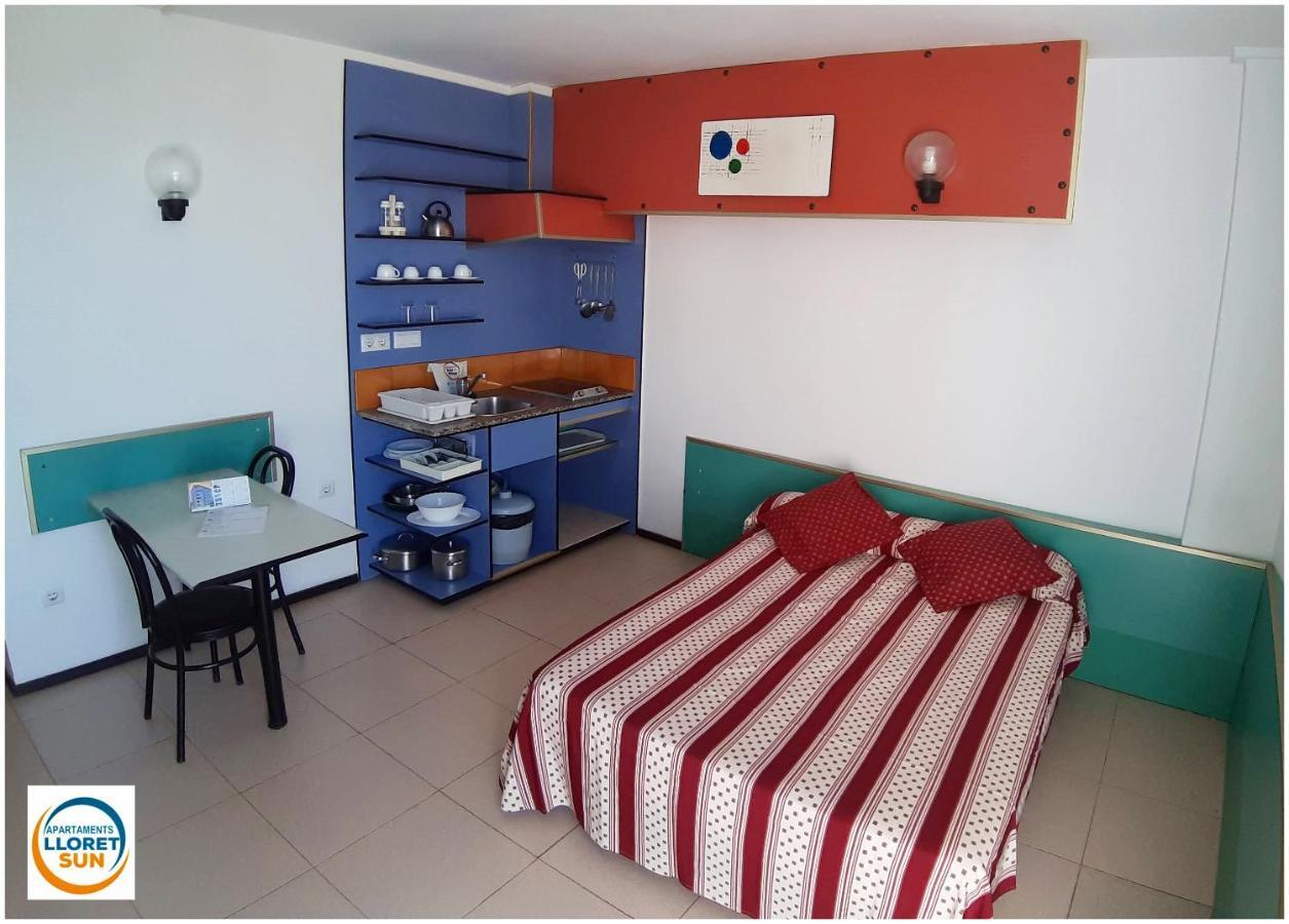 Apartments Lloret Sun 滨海略雷特 外观 照片